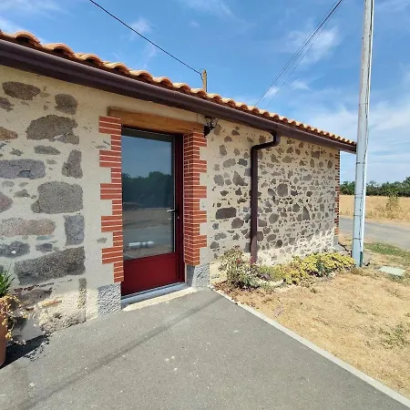 Сasa de vacaciones Le Ptit Castel